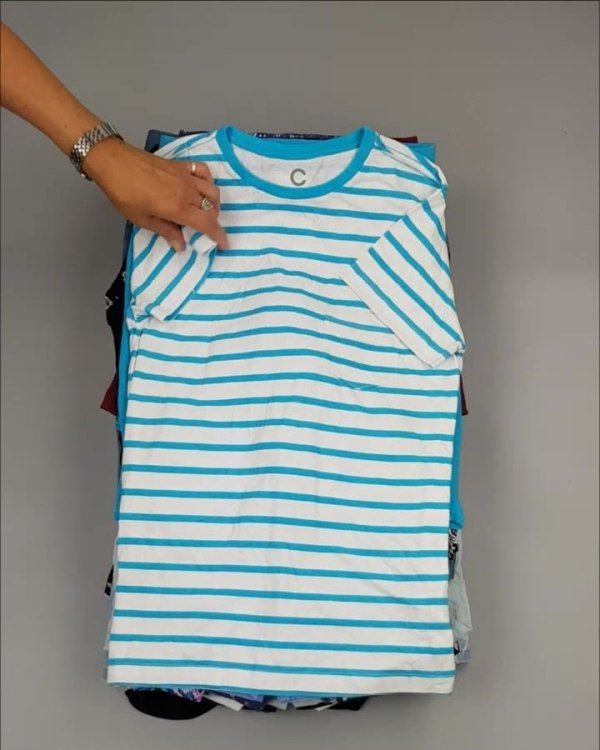 Фотография  450 - CUBUS детский микс лето (Children CUBUS mix)#15 кг, ЛОТ №2515 оптом в Ростове-на-Дону и Ростовской области