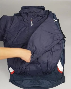 Фотография 241 - Куртки СПОРТ СТОК дети#10 кг , Лот№ 2641 оптом в Ростове-на-Дону и Ростовской области