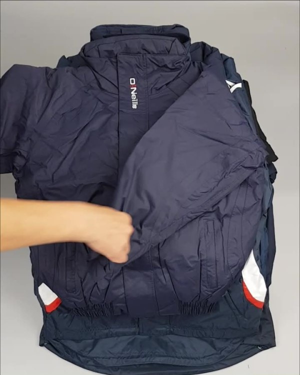 Фотография  978 - Куртки СПОРТ СТОК дети#10 кг , Лот№ 2641 оптом в Ростове-на-Дону и Ростовской области