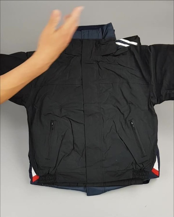 Фотография  240 - Куртки СПОРТ СТОК дети#10 кг , Лот№ 2643 оптом в Ростове-на-Дону и Ростовской области