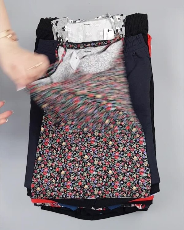 Фотография  437 - Летний микс CALZEDONIA, 50 шт, ЛОТ №4073 оптом в Ростове-на-Дону и Ростовской области