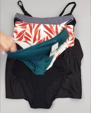 Фотография  742 - Купальники Chantelle#30 шт, ЛОТ №4410 оптом в Ростове-на-Дону и Ростовской области