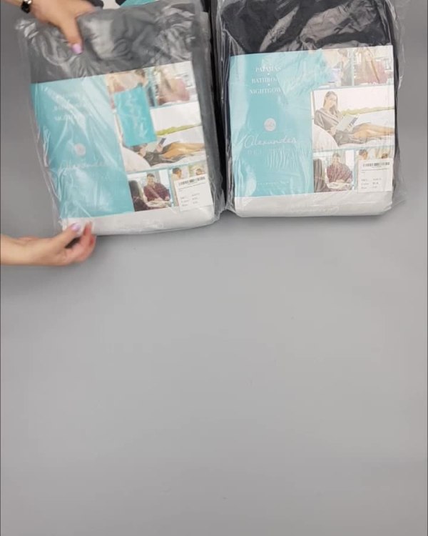 Фотография  895 - Халаты, комбинезоны (семейный) СТОК CAN#10 кг, ЛОТ №4449 оптом в Ростове-на-Дону и Ростовской области