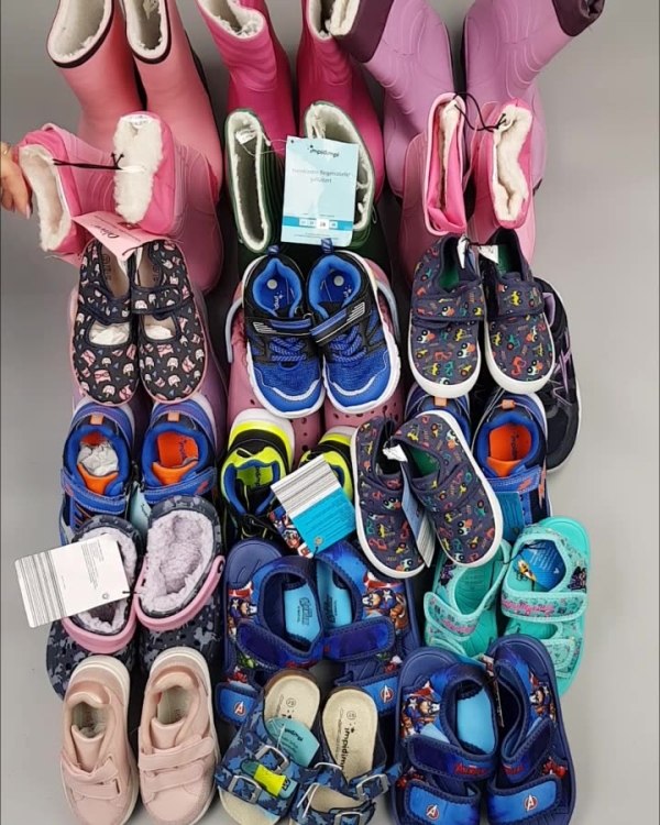 Фотография  883 - Обувь ALDI дети лето#10 кг, ЛОТ №4456 оптом в Ростове-на-Дону и Ростовской области