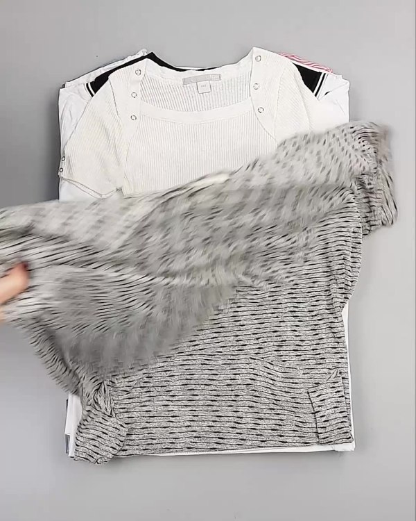 Фотография  899 - Футболки Корея#20 шт, ЛОТ №5068 оптом в Ростове-на-Дону и Ростовской области