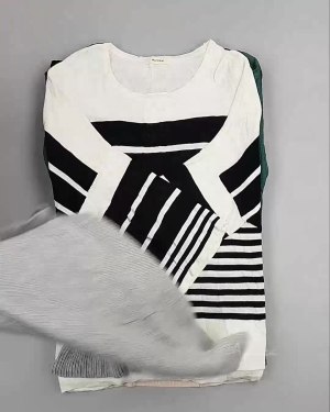 Фотография  738 - Джемпера легкие Корея#20 шт, ЛОТ №5082 оптом в Ростове-на-Дону и Ростовской области