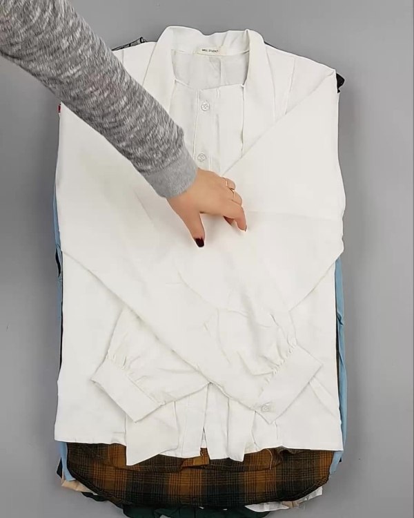 Фотография  592 - Блузки Корея#20 шт, ЛОТ №5622 оптом в Ростове-на-Дону и Ростовской области