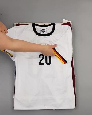 Фотография  394 - Англия СТОК лето#15 кг, ЛОТ №6006 оптом в Ростове-на-Дону и Ростовской области