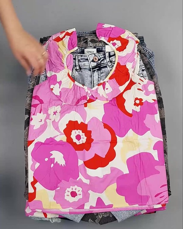 Фотография  553 - BESTSELLER WOMEN Summer mix#15 кг, ЛОТ №6020 оптом в Ростове-на-Дону и Ростовской области