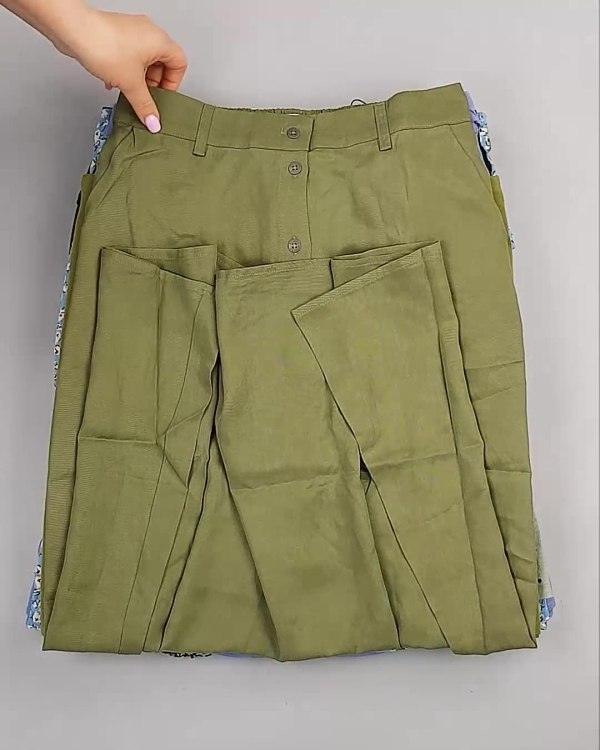 Фотография  391 - Юбки Bestseller 44#5 кг, ЛОТ №6119 оптом в Ростове-на-Дону и Ростовской области