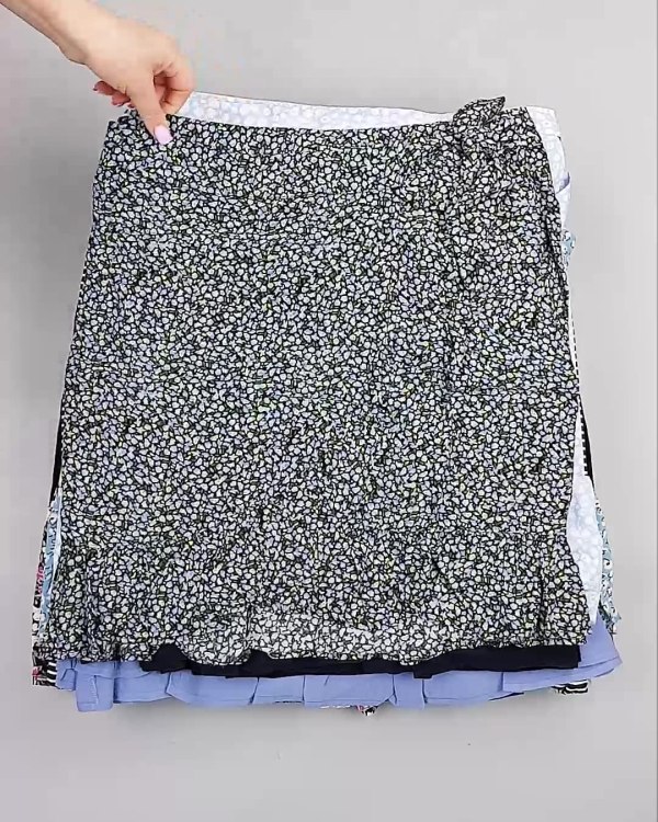 Фотография  694 - Юбки Bestseller 44#5 кг, ЛОТ №6121 оптом в Ростове-на-Дону и Ростовской области