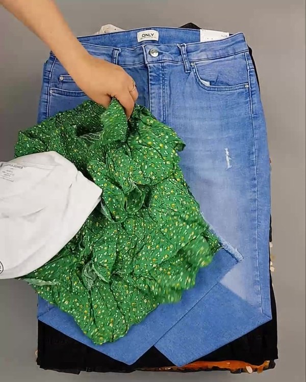 Фотография  693 - DK, Bestseller Summer mix#50 кг, ЛОТ №6186 оптом в Ростове-на-Дону и Ростовской области