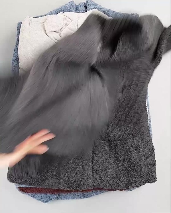 Фотография  545 - Кардиганы СТОК CAN#10 кг, ЛОТ №6474 оптом в Ростове-на-Дону и Ростовской области