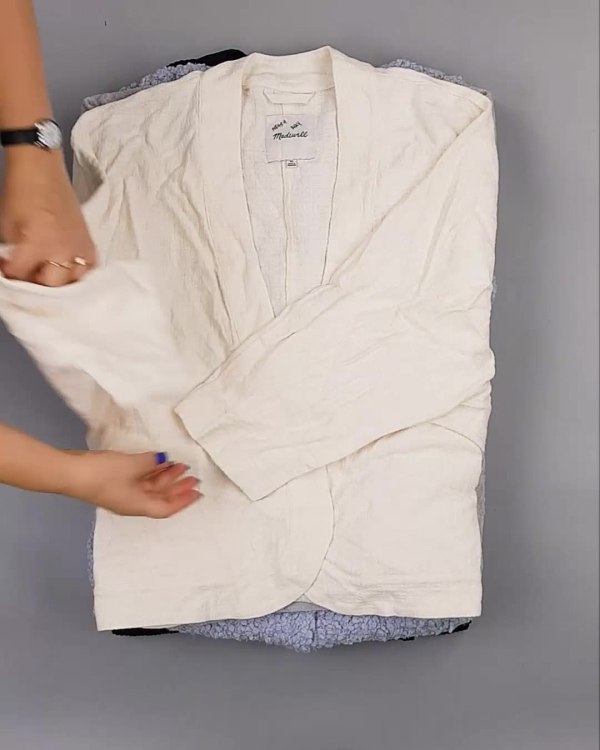 Фотография  775 - Кардиганы СТОК CAN#10 кг, ЛОТ №6888 оптом в Ростове-на-Дону и Ростовской области