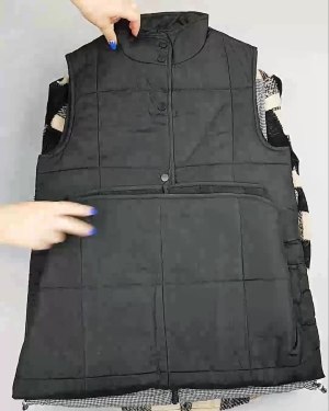 Фотография  631 - Верхняя одежда Дания#10,2 кг ЛОТ №6911 оптом в Ростове-на-Дону и Ростовской области