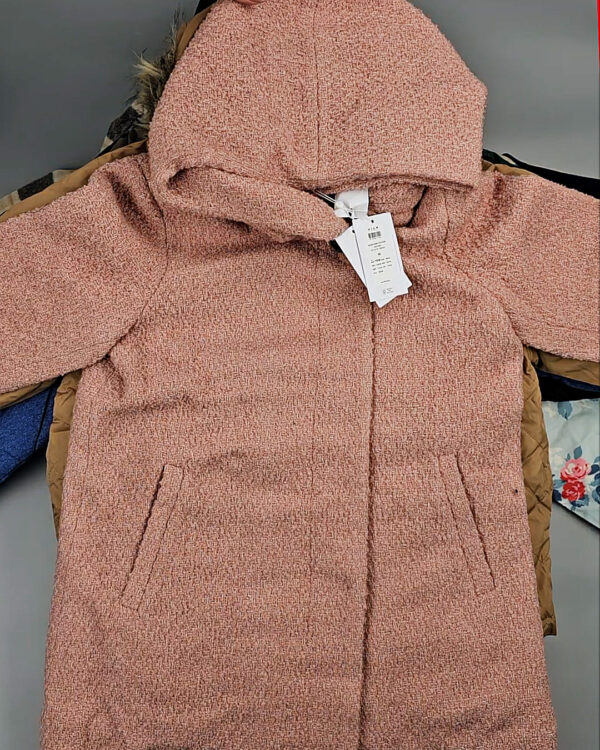 Фотография  242 - Верхняя одежда VILA#10,2 кг, ЛОТ №6826 оптом в Ростове-на-Дону и Ростовской области