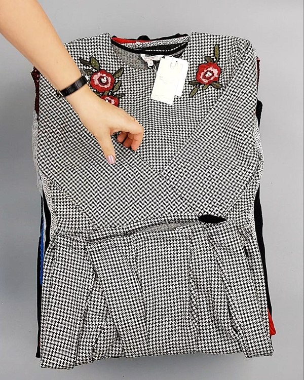 Фотография  517 - Cream Платья Winter#25 кг оптом в Ростове-на-Дону и Ростовской области