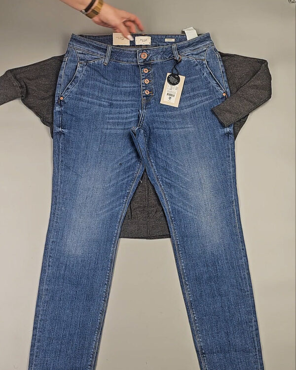 Фотография  894 - ДАНИЯ Winter mix 24#15 кг, ЛОТ СТ-10089 оптом в Ростове-на-Дону и Ростовской области