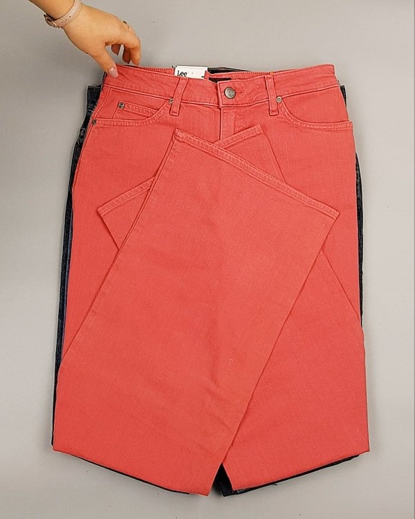 Фотография  549 - Джинсы LEE м/ж#7,9 кг, ЛОТ №7032 оптом в Ростове-на-Дону и Ростовской области