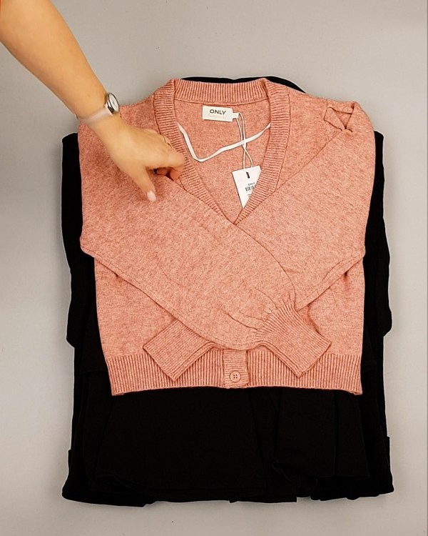 Фотография  930 - ONLY Winter mix 104#15 кг, ЛОТ №7182 оптом в Ростове-на-Дону и Ростовской области