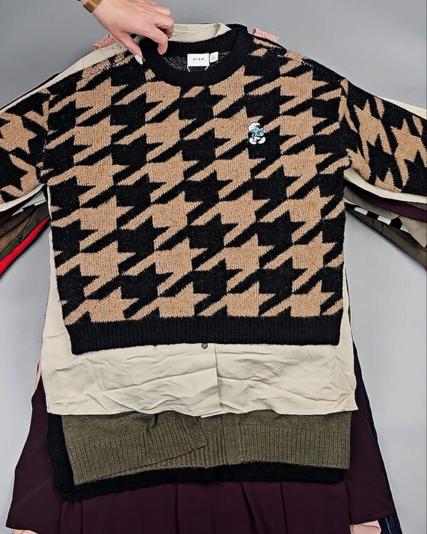 Фотография  634 - VILA Winter mix 104#15 кг, ЛОТ СТ-10083 оптом в Ростове-на-Дону и Ростовской области