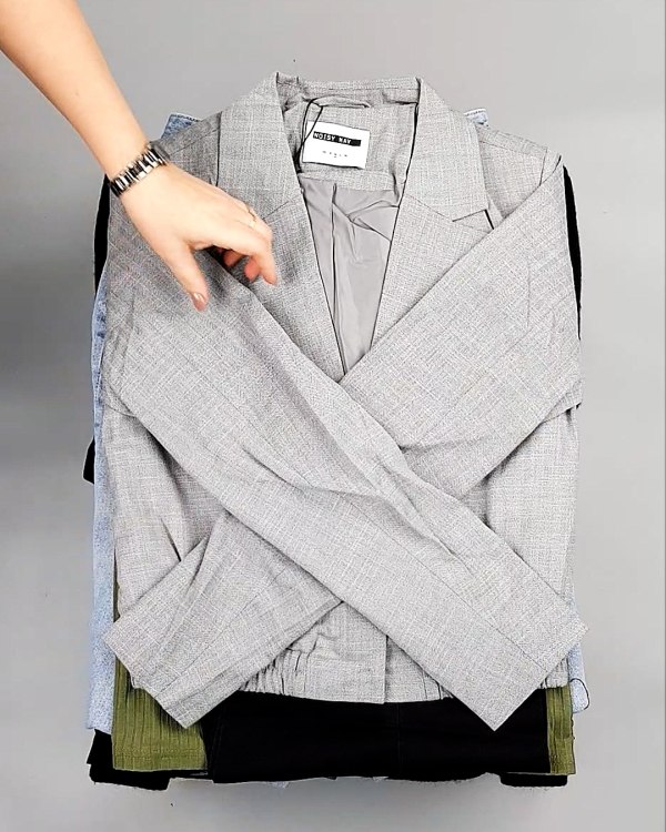 Фотография  719 - Bestseller Winter mix 104#15 кг, ЛОТ №7347 оптом в Ростове-на-Дону и Ростовской области