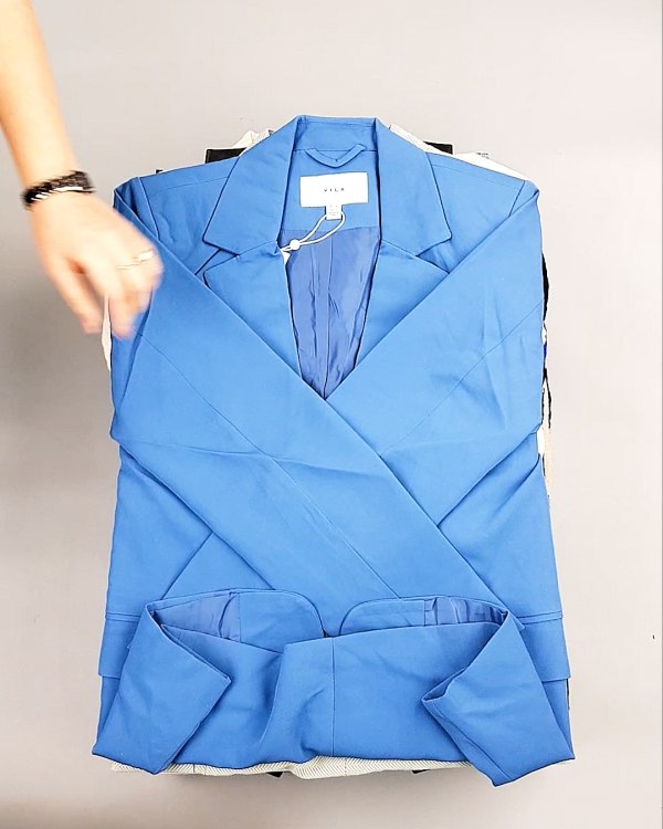 Фотография  472 - Bestseller Winter mix 104#15 кг, ЛОТ №7343 оптом в Ростове-на-Дону и Ростовской области