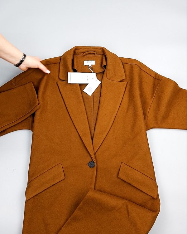 Фотография  643 - Пальто Bestseller 104#10,75 кг, ЛОТ №7561 оптом в Ростове-на-Дону и Ростовской области