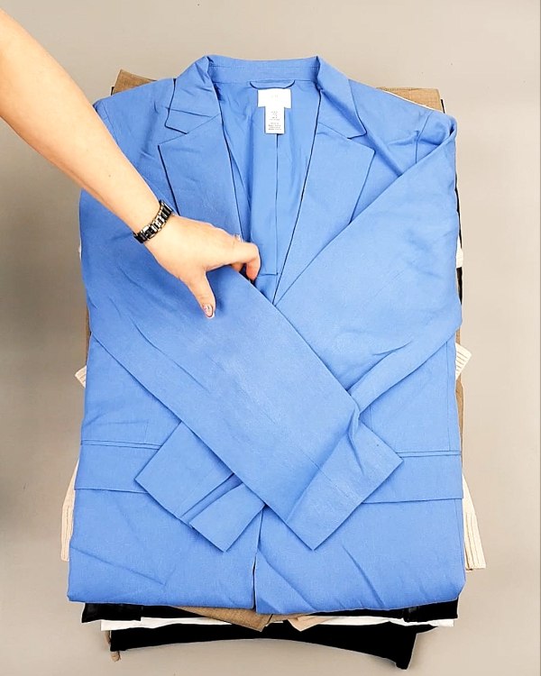 Фотография  444 - 12191 H&M mix textil 1224#25 кг, ЛОТ №7489 оптом в Ростове-на-Дону и Ростовской области