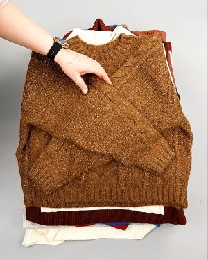 Фотография  564 - Джемпера СТОК CAN 084#7 кг, ЛОТ №7651 оптом в Ростове-на-Дону и Ростовской области