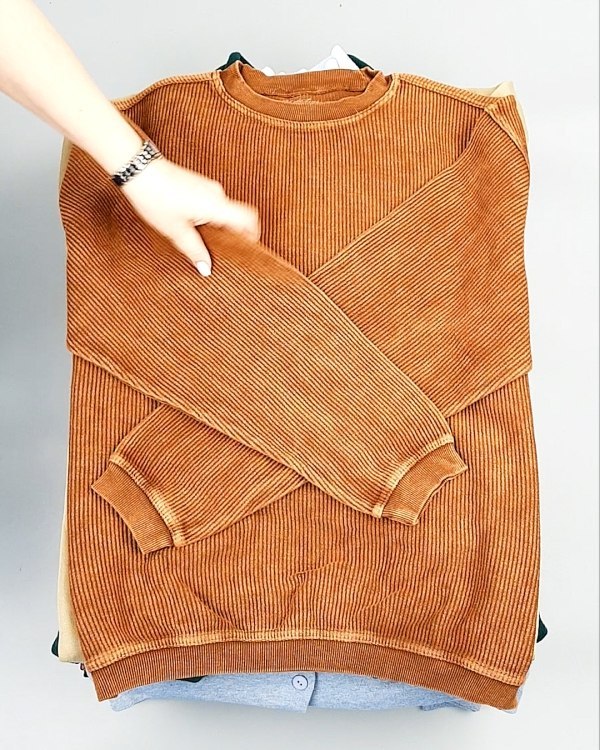 Фотография  110 - SWEATSHIRT CAN 084#10 кг, ЛОТ №7620 оптом в Ростове-на-Дону и Ростовской области