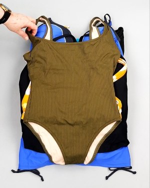 Фотография  580 - Купальники СТОК CAN 124#5 кг, ЛОТ №7689 оптом в Ростове-на-Дону и Ростовской области