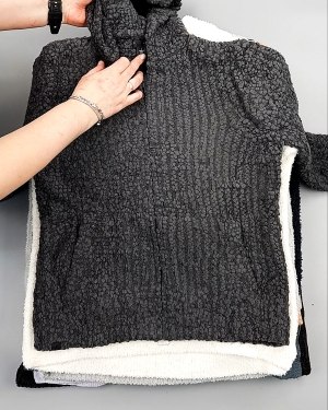 Фотография  736 - Джемпера СТОК CAN 084#7 кг, ЛОТ №7648 оптом в Ростове-на-Дону и Ростовской области