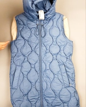 Фотография  874 - Верхняя одежда весна TOM TAILOR 124#7,8 кг, ЛОТ №7581 оптом в Ростове-на-Дону и Ростовской области