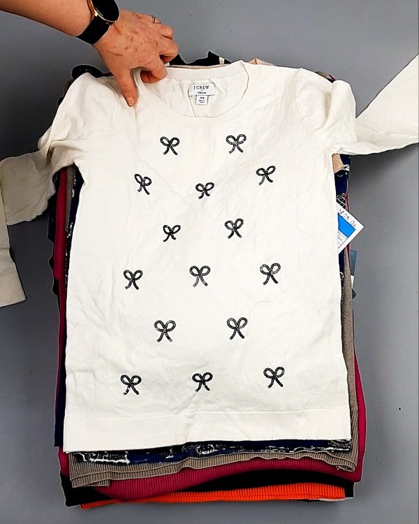 Фотография  678 - Джемпера легкие СТОК CAN 084#7 кг, ЛОТ №7633 оптом в Ростове-на-Дону и Ростовской области