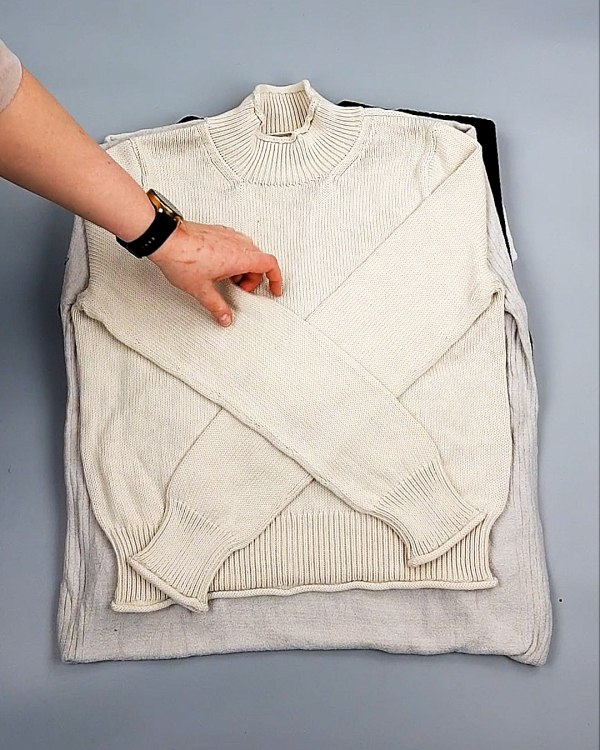 Фотография  678 - Джемпера СТОК CAN 084#7 кг, ЛОТ №7649 оптом в Ростове-на-Дону и Ростовской области