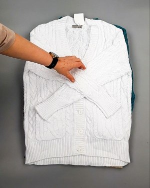 Фотография  640 - Джемпера СТОК CAN 084#7 кг, ЛОТ №7647 оптом в Ростове-на-Дону и Ростовской области