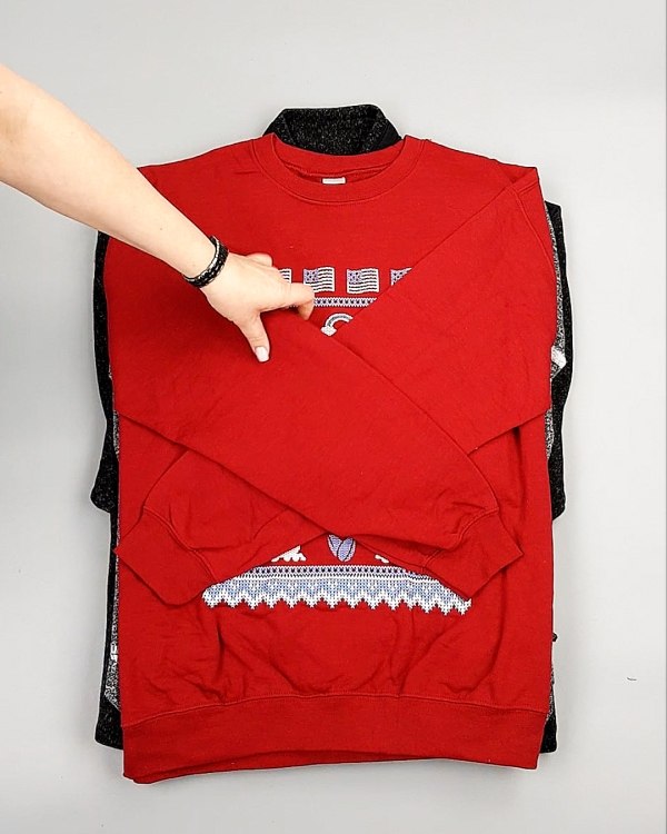 Фотография  802 - SWEATSHIRT CAN 084#10 кг, ЛОТ №7617 оптом в Ростове-на-Дону и Ростовской области