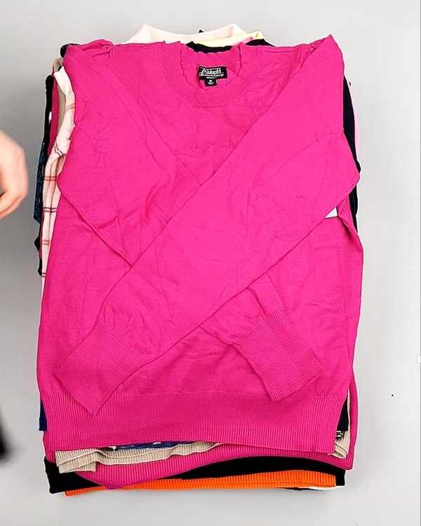 Фотография  588 - Джемпера легкие СТОК CAN 084#7 кг оптом в Ростове-на-Дону и Ростовской области