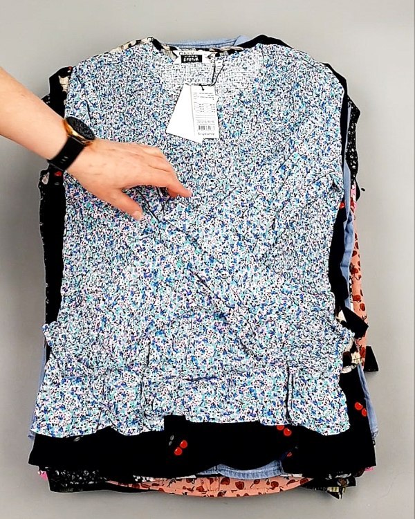 Фотография  253 - Блузки Bestseller 44#5 кг оптом в Ростове-на-Дону и Ростовской области