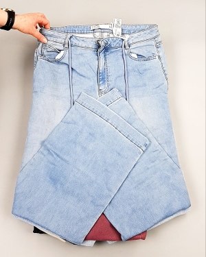 Фотография  778 - Джинсы NEXT Women#10 кг, ЛОТ №8034 оптом в Ростове-на-Дону и Ростовской области