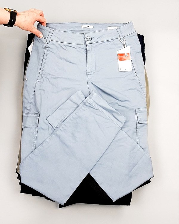 Фотография  921 - Брюки женские лето C&A 025#10 кг, ЛОТ №7895 оптом в Ростове-на-Дону и Ростовской области