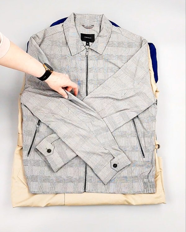 Фотография  273 - Ветровки м/ж C&A 025#10 кг, ЛОТ №7864 оптом в Ростове-на-Дону и Ростовской области