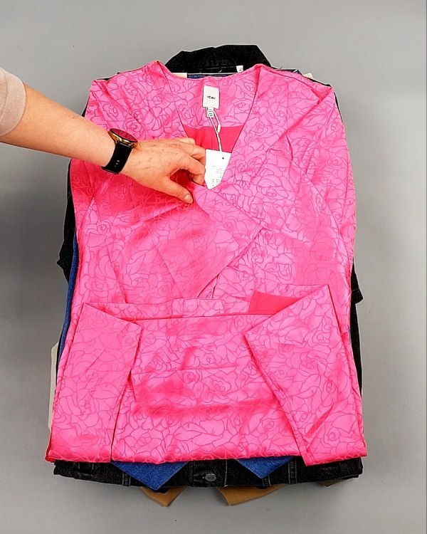 Фотография  420 - ДАНИЯ Summer mix 24#15 кг, ЛОТ №8043 оптом в Ростове-на-Дону и Ростовской области