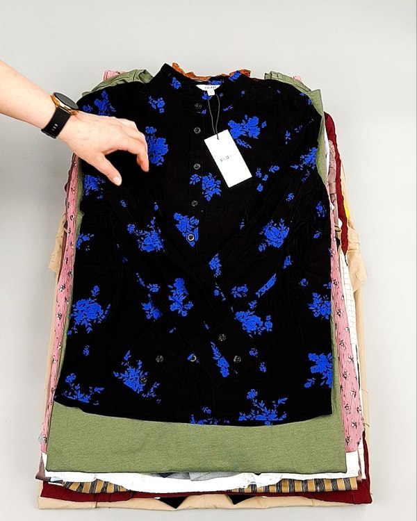 Фотография  830 - DK, Bestseller + Summer mix#15 кг, ЛОТ №7926 оптом в Ростове-на-Дону и Ростовской области