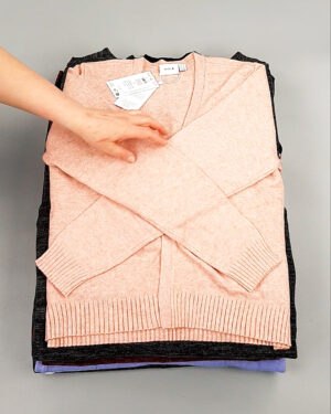 Фотография  139 - Джемпера легкие Bestseller+DK 035#7 кг, ЛОТ №8252 оптом в Ростове-на-Дону и Ростовской области