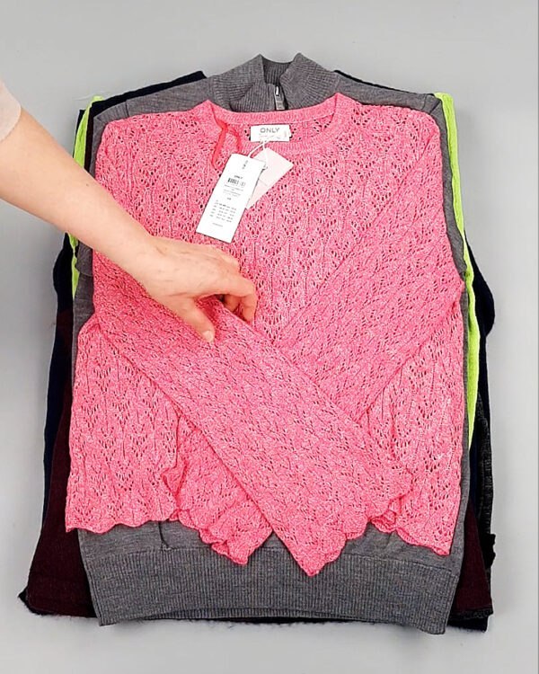 Фотография  765 - Джемпера легкие Bestseller+DK 035#7 кг, ЛОТ №8254 оптом в Ростове-на-Дону и Ростовской области