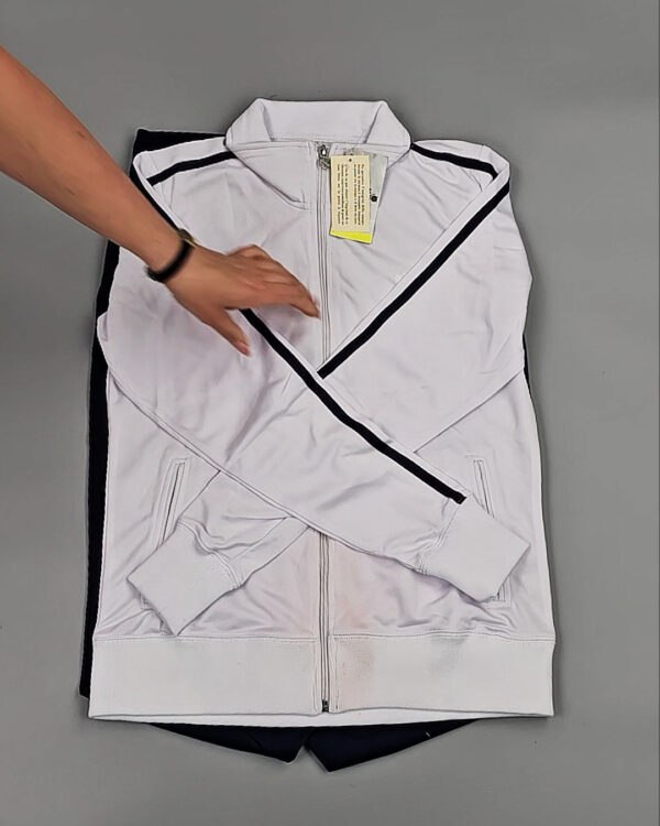 Фотография  480 - Спортивные костюмы  AD83#4 шт, ЛОТ №8637 оптом в Ростове-на-Дону и Ростовской области