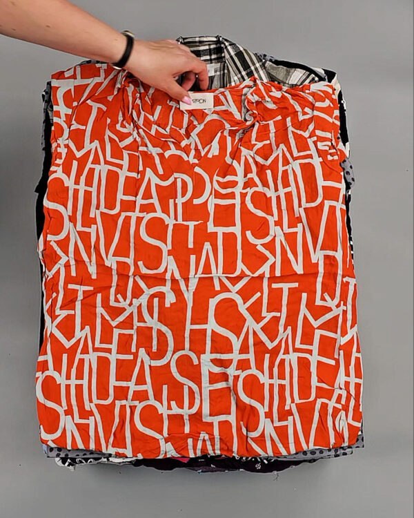 Фотография  569 - Блузки S#10 кг, ЛОТ № ВК0104 оптом в Ростове-на-Дону и Ростовской области