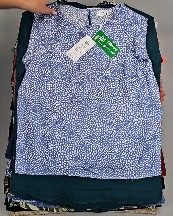 Фотография  144 - Блузки+Джемпера Bestseller Summer 045 B#8,5 кг, ЛОТ №9041 оптом в Ростове-на-Дону и Ростовской области